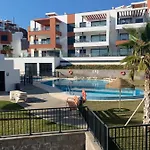 Middle Views Fuengirola