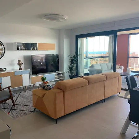 Middle Views Fuengirola