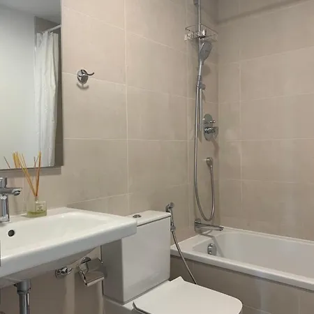 Middle Views Apartment